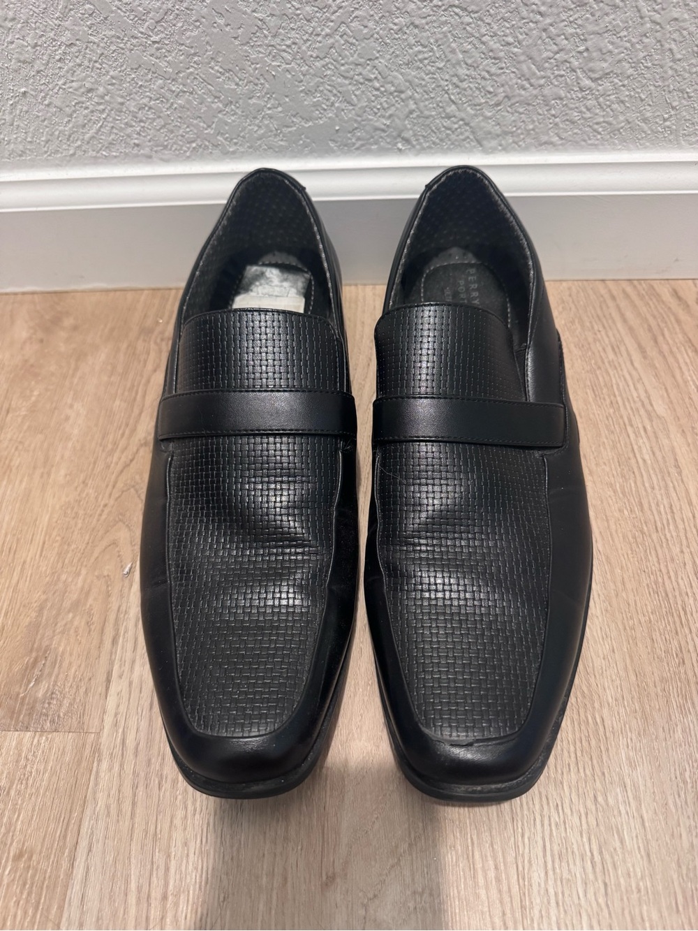 Perry Ellis Black Textured Slip-On Dress Loafers
